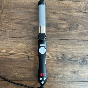 Beachwaver S1.25 Curling Iron